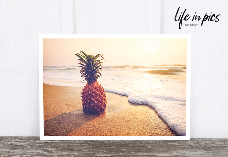 Bild 1 von Foto-Postkarte: Pineapple